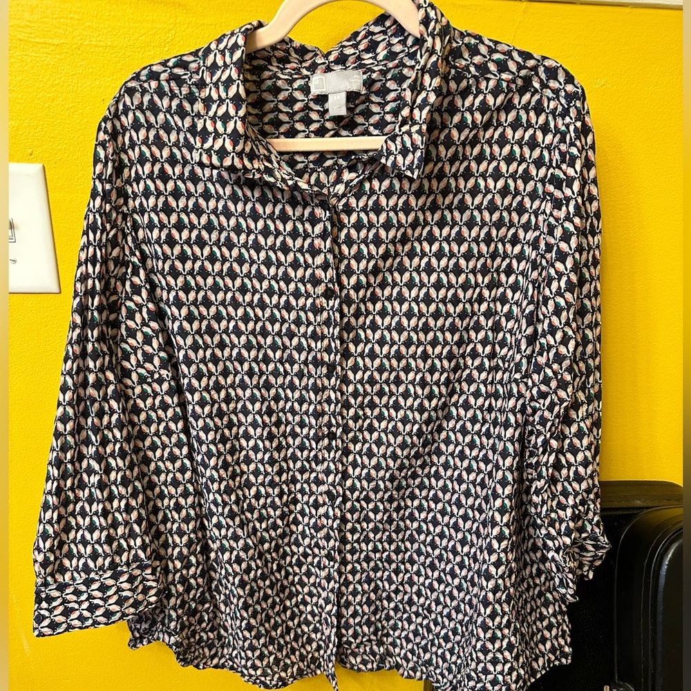 Bird patterned blue button down blouse